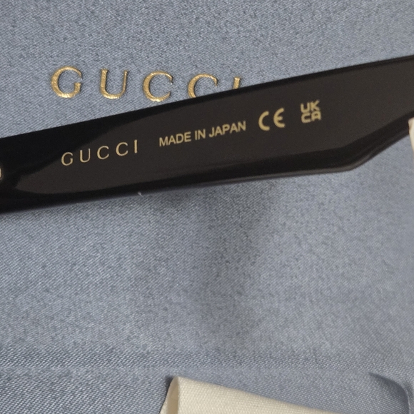 Gucci Sunglasses - Picture 9 of 13